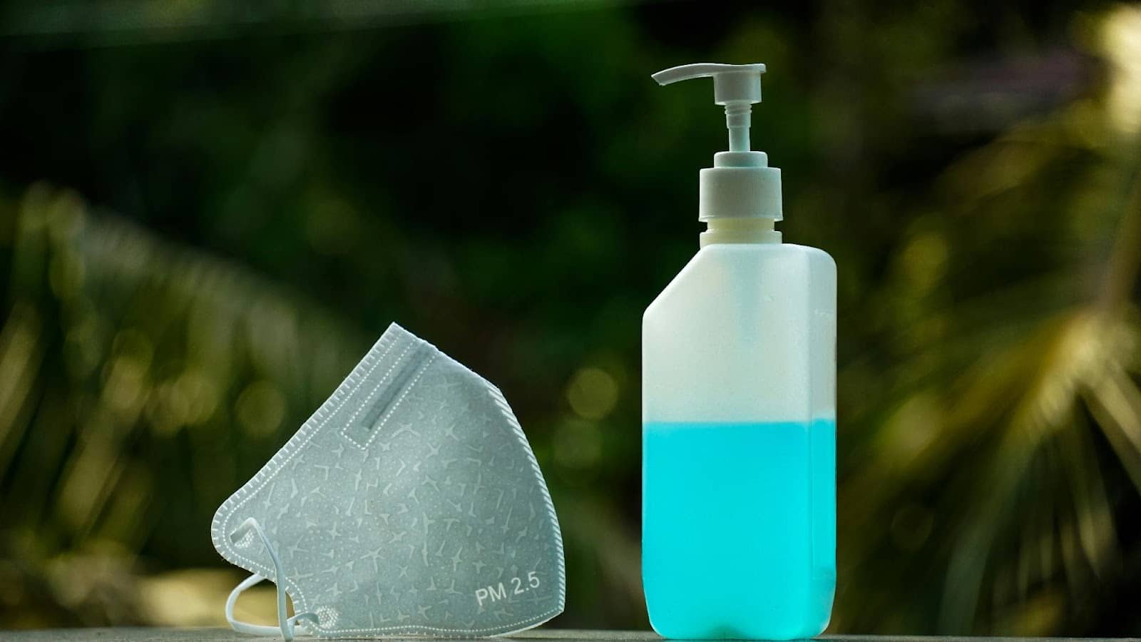 Chemical mold cleaning products